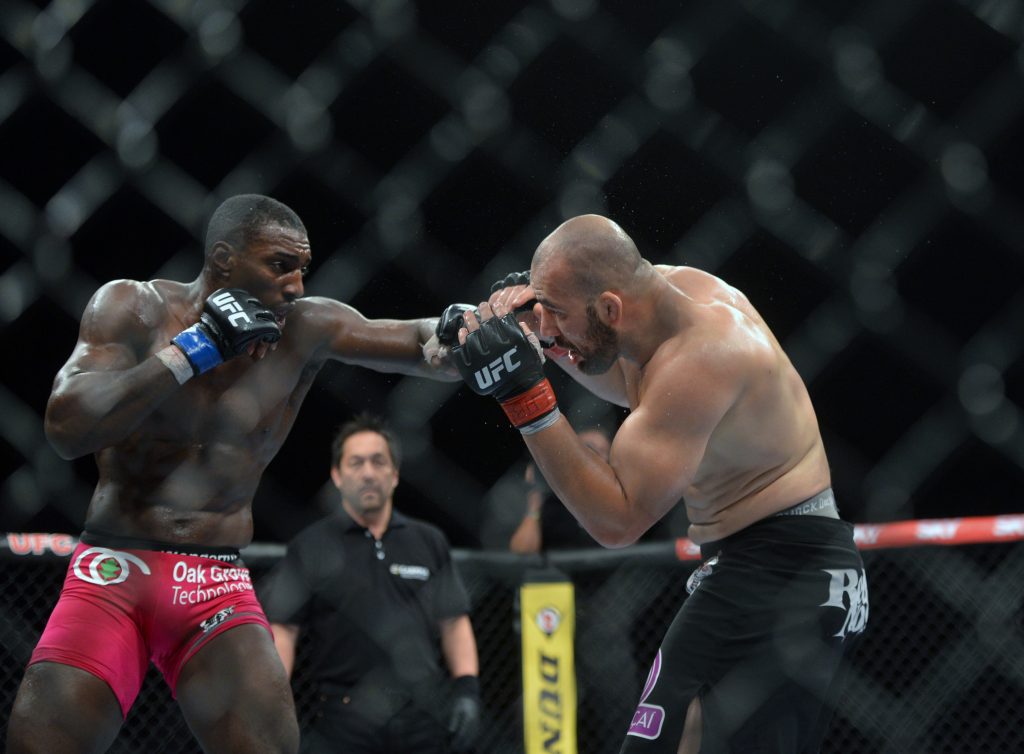 GLOVER TEIXEIRA